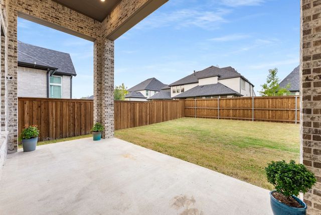 3917 Linear Drive, Celina, TX 75078
