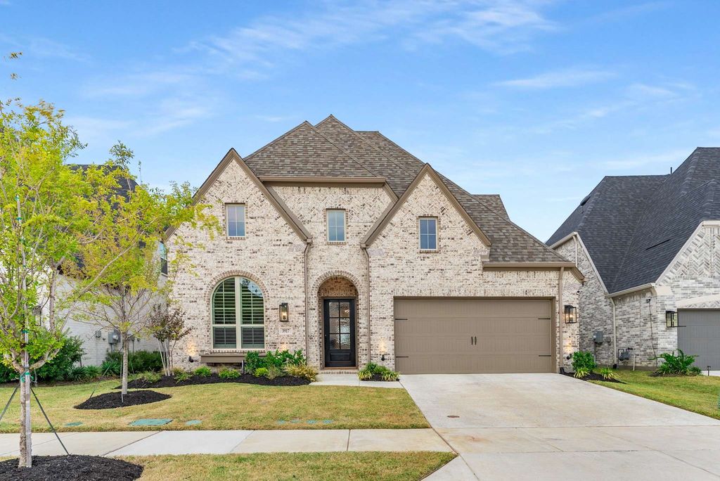 3917 Linear Drive, Celina, TX 75078