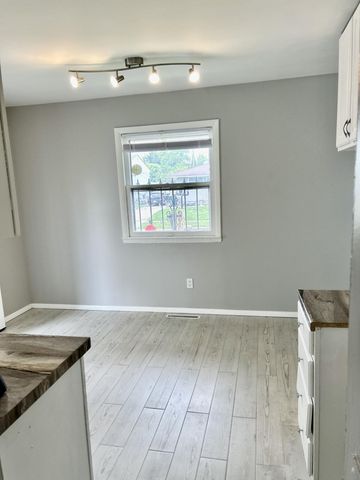 1621 Burley Drive, Columbus, OH 43207