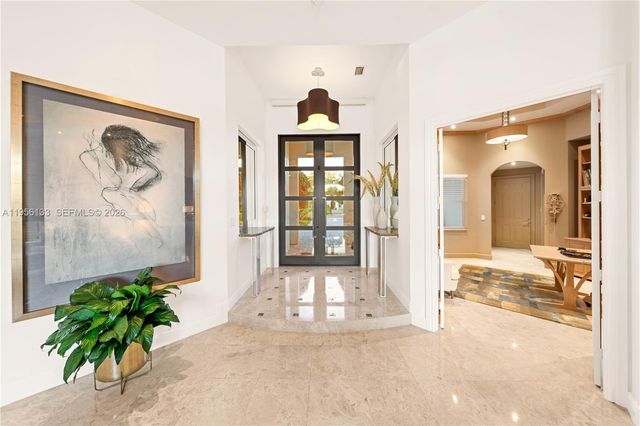 12620 N Winners Cir, Davie, FL 33330