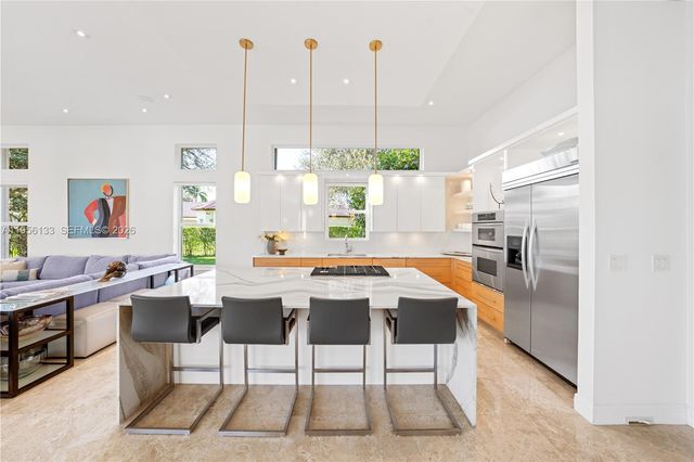 12620 N Winners Cir, Davie, FL 33330