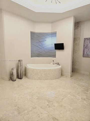 12620 N Winners Cir, Davie, FL 33330