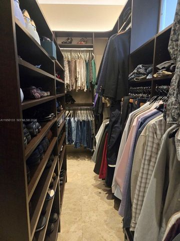 12620 N Winners Cir, Davie, FL 33330