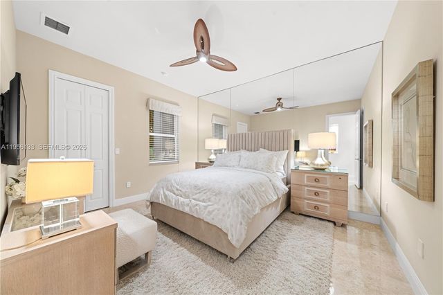 12620 N Winners Cir, Davie, FL 33330