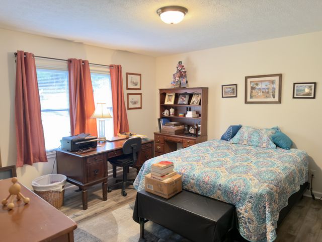 236 Old Columbia Rd, Dickson, TN 37055