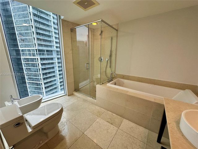 495 Brickell Ave 4011, Miami, FL 33131