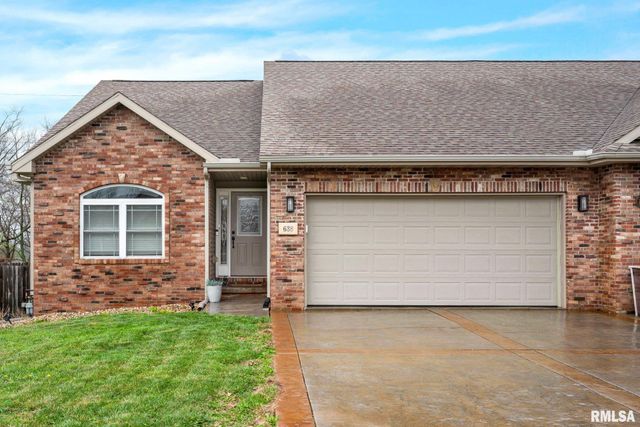 638 MICKEL Parkway, Washington, IL 61571