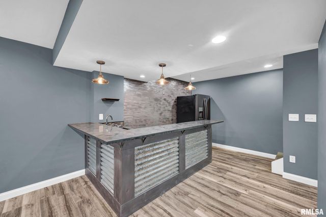 638 MICKEL Parkway, Washington, IL 61571