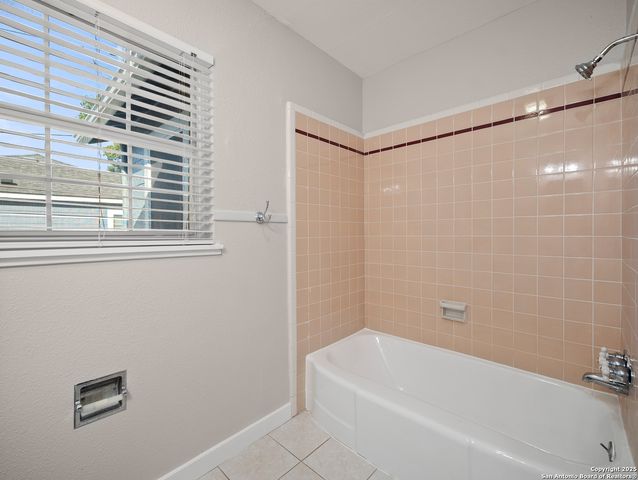 422 W WILDWOOD, San Antonio, TX 78213