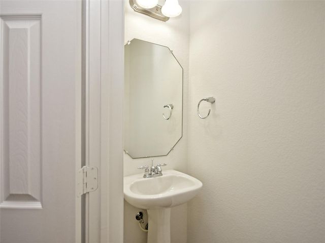 1809 Big Bend DR, Cedar Park, TX 78613