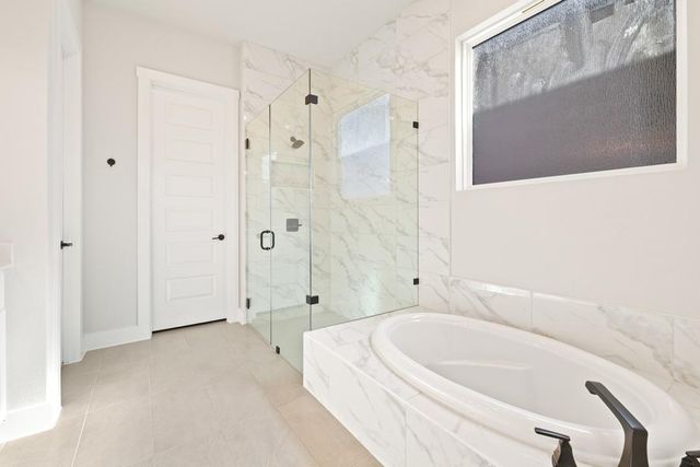 321 Smoke Signal Court, Liberty Hill, TX 78642