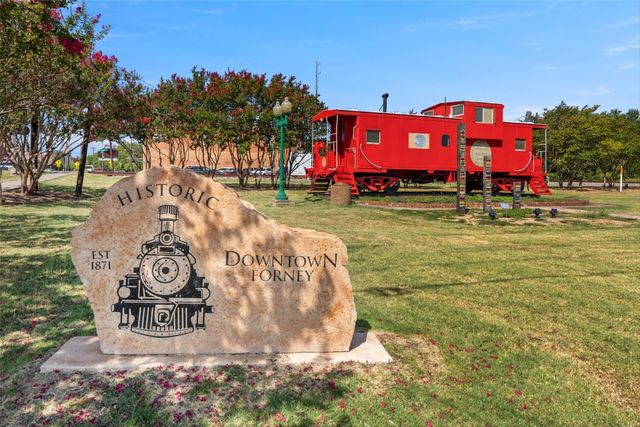 103 Heritage Hill Drive, Forney, TX 75126