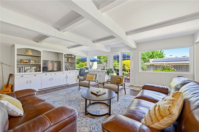 1035 E North Bear Creek Dr, Merced, CA 95340