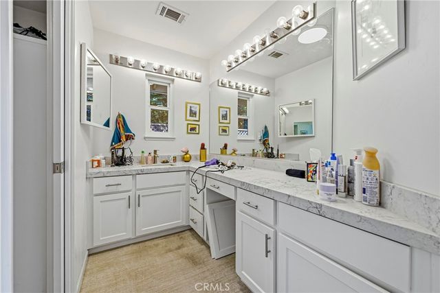 1035 E North Bear Creek Dr, Merced, CA 95340