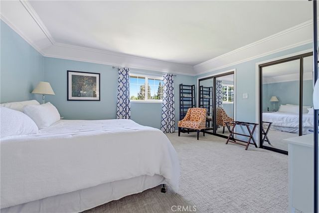 1035 E North Bear Creek Dr, Merced, CA 95340