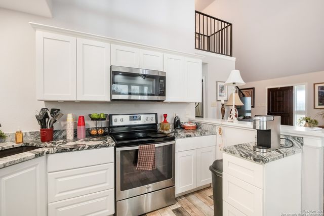 163 Buckeye, Seguin, TX 78155