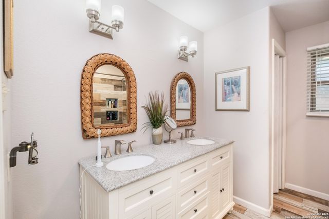 163 Buckeye, Seguin, TX 78155