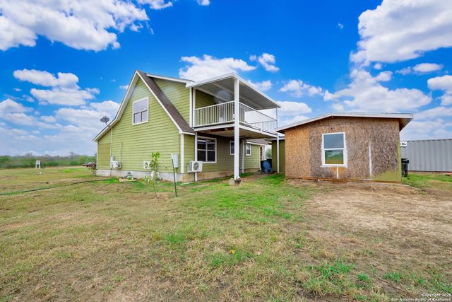 163 Buckeye, Seguin, TX 78155