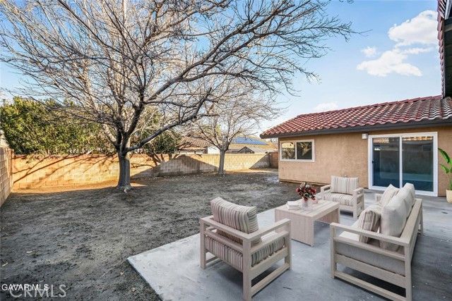 521 W Avenue J14, Lancaster, CA 93534