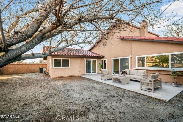 521 W Avenue J14, Lancaster, CA 93534