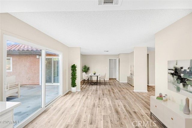 521 W Avenue J14, Lancaster, CA 93534