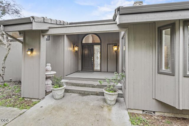 465 Strawberry Hill Lane, Jacksonville, OR 97530