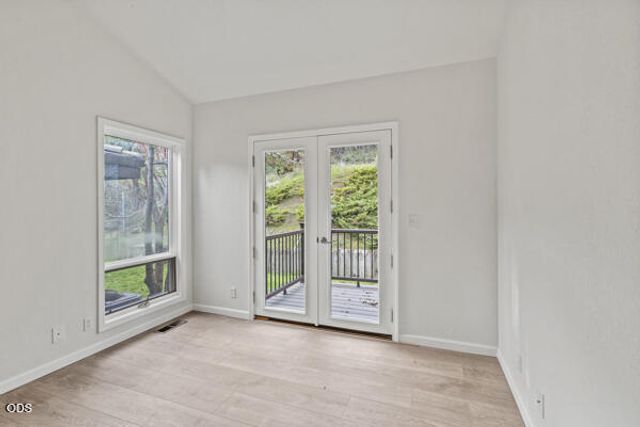 465 Strawberry Hill Lane, Jacksonville, OR 97530