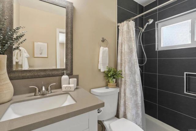 3218 Carolyn Circle, Oceanside, CA 92054