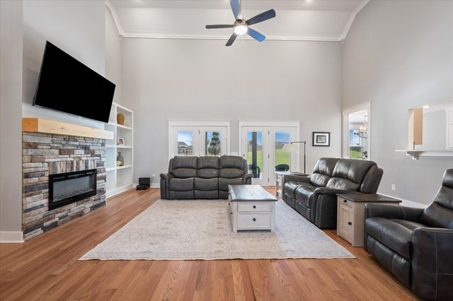 2507 Tom Austin Hwy, Greenbrier, TN 37073