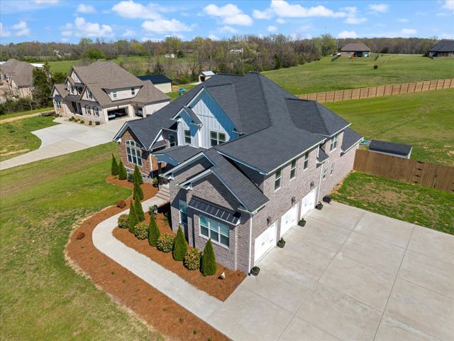2507 Tom Austin Hwy, Greenbrier, TN 37073
