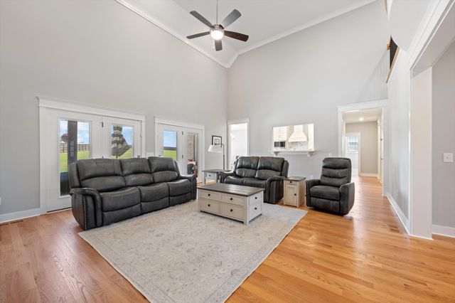 2507 Tom Austin Hwy, Greenbrier, TN 37073