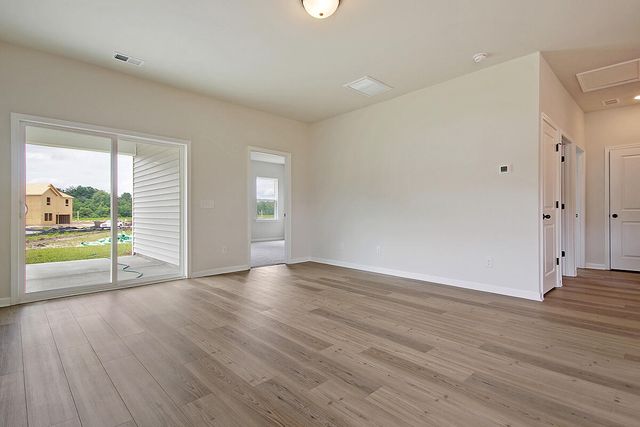 4012 Lemon Grass Lane, Ravenel, SC 29470