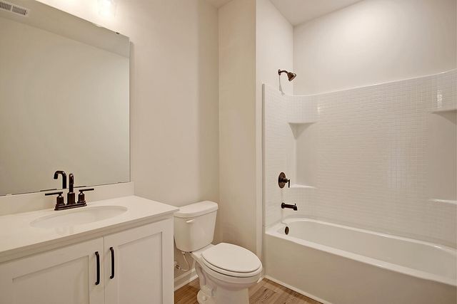 4012 Lemon Grass Lane, Ravenel, SC 29470