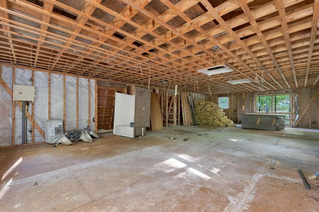 218 Main Street, Alton, NH 03809