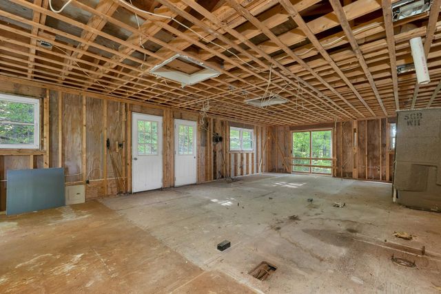 218 Main Street, Alton, NH 03809