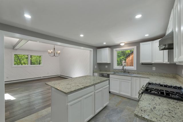 218 Main Street, Alton, NH 03809