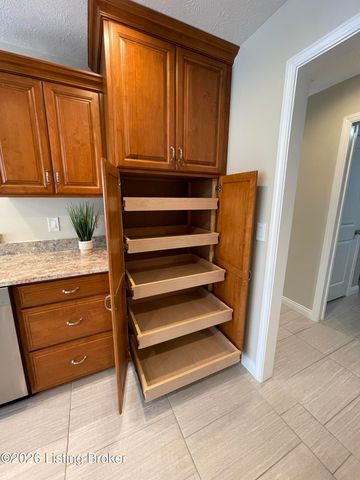 380 N Lakeside Dr, Madison, IN 47250