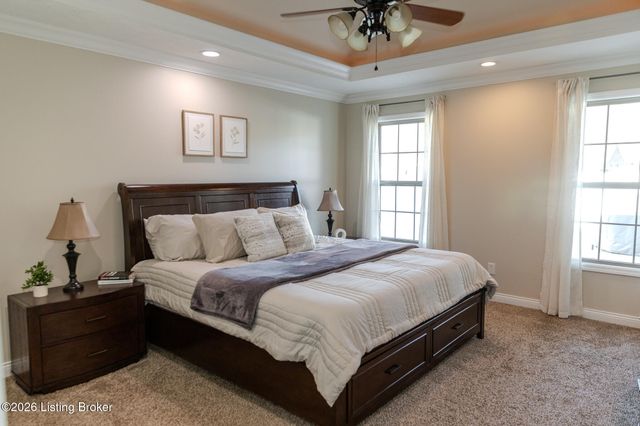 380 N Lakeside Dr, Madison, IN 47250
