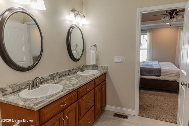 380 N Lakeside Dr, Madison, IN 47250