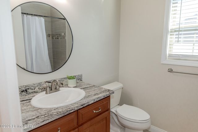380 N Lakeside Dr, Madison, IN 47250