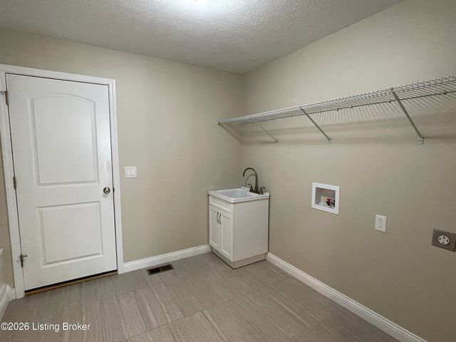 380 N Lakeside Dr, Madison, IN 47250