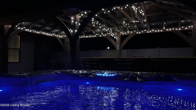 380 N Lakeside Dr, Madison, IN 47250