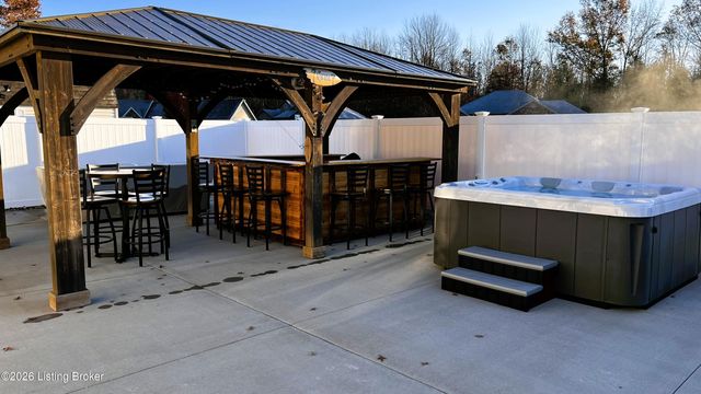 380 N Lakeside Dr, Madison, IN 47250