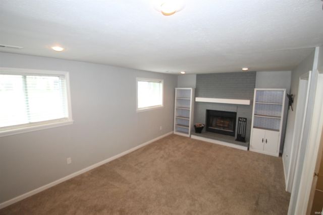 1820 Woodland Drive, Elkhart, IN 46514