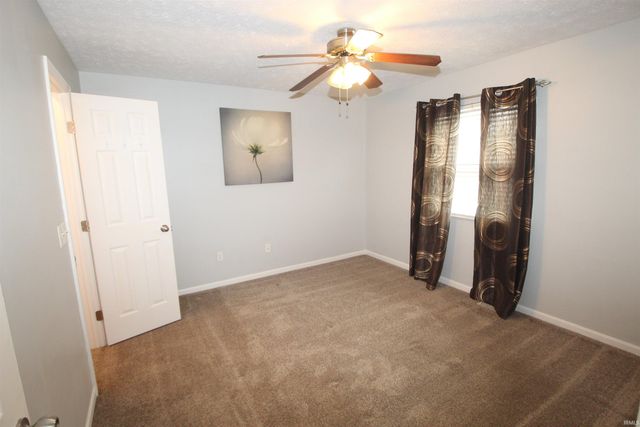 1820 Woodland Drive, Elkhart, IN 46514