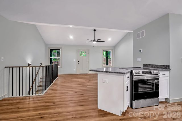 1282 Old Country Road 36, Waynesville, NC 28786