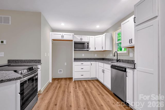 1282 Old Country Road 36, Waynesville, NC 28786