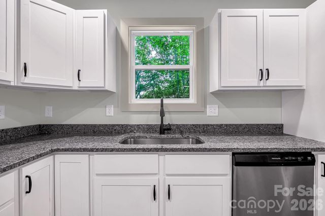 1282 Old Country Road 36, Waynesville, NC 28786