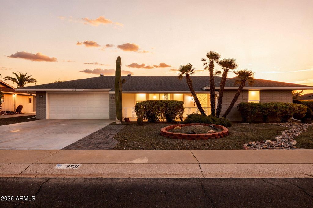9731 W BROKENSTONE Drive, Sun City, AZ 85351 — photo 2