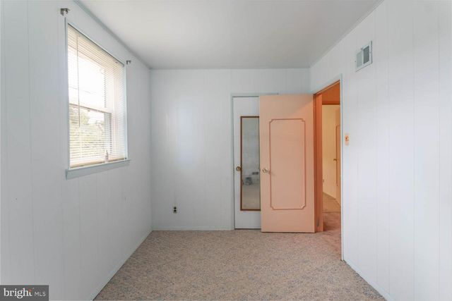 1214 FENWICK RD, Philadelphia, PA 19115
